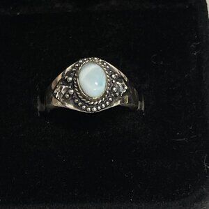 Vintage Native Style 925 White Cabochon Stone Ring Halo Setting Size 6.5